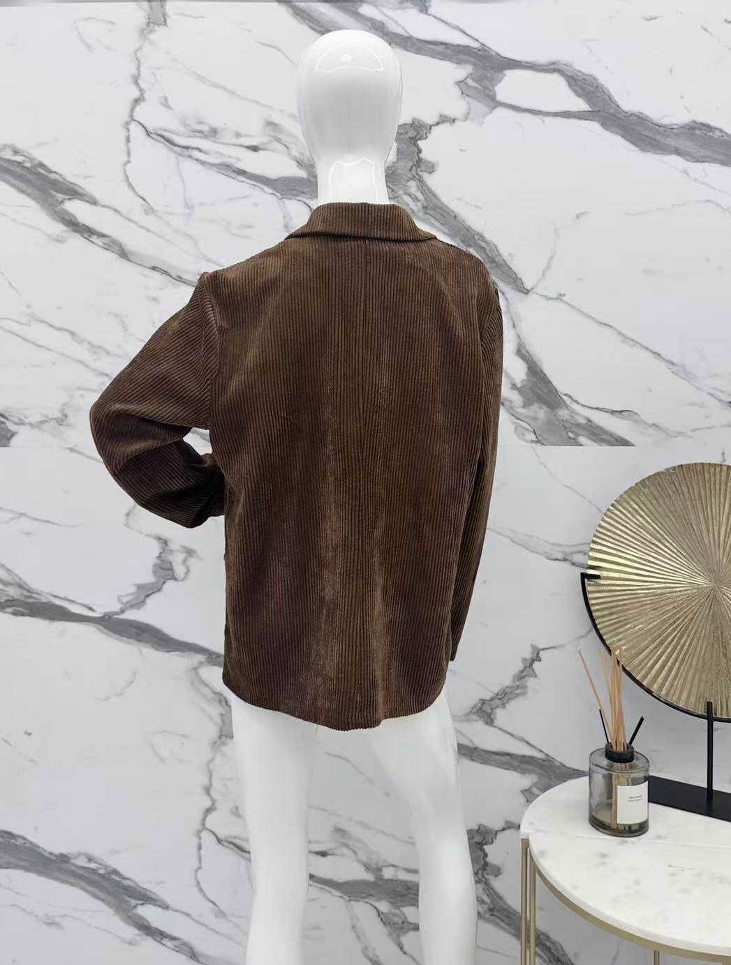 Ala Mode Fashion-DOB;Accessoires;Leather Wear; Young Fashion - Neuss | Kategorie: Blazer | Angebot: Sofortprogramme, Orderware | Adresse: Ala Mode Fashion - Breslauerstr. 8 Raum 113 - 41460 neuss - Tel: 021312091616 - ala-mode@web.de