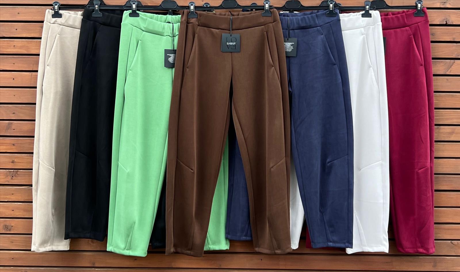 Sarah GmbH - DOB aus Italien | Hose | Artikel-Nr. 761 | Angebot: Damenbekleidung, Damen Accessoires, Große Größen, Young Fashion, Sofortprogramme, Orderware | Adresse: Sarah GmbH - Otto-Hahn-Straße 1 - 63303 Dreieich - Tel: 061039603444 - sarah-aktuell@t-online.de