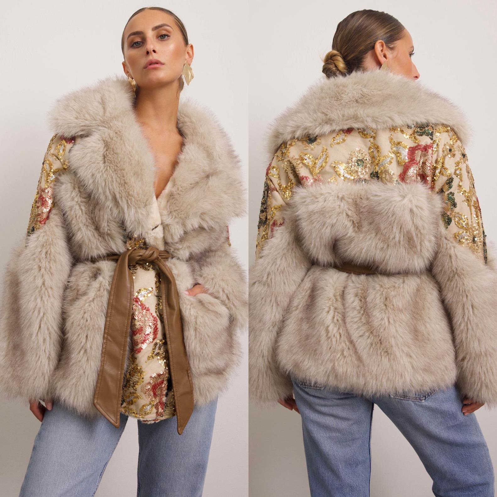 Ala Mode Fashion-DOB;Accessoires;Leather Wear; Young Fashion - Neuss | Kategorie: Mantel | Angebot: Sofortprogramme, Orderware | Adresse: Ala Mode Fashion - Breslauerstr. 8 Raum 113 - 41460 neuss - Tel: 021312091616 - ala-mode@web.de