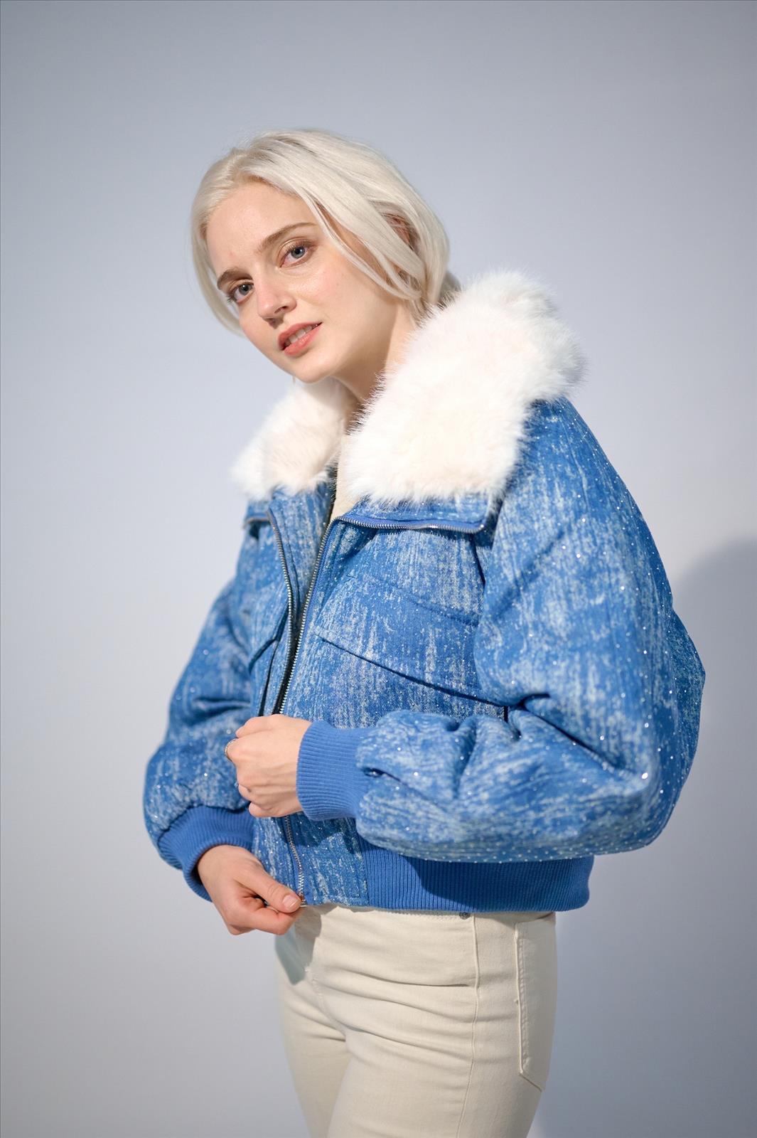 Ala Mode Fashion-DOB;Accessoires;Leather Wear; Young Fashion - Neuss | Kategorie: Jacke | Angebot: Sofortprogramme, Orderware | Adresse: Ala Mode Fashion - Breslauerstr. 8 Raum 113 - 41460 neuss - Tel: 021312091616 - ala-mode@web.de