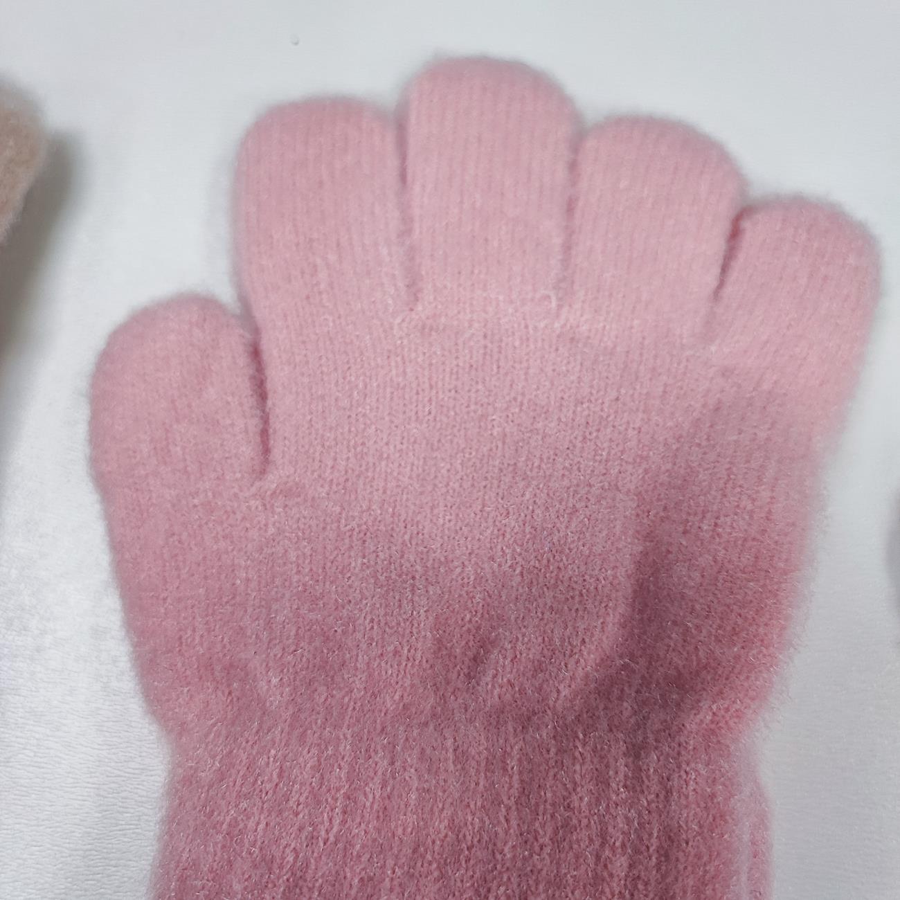 YOU ACCESSOIRES GMBH | Kategorie: Handschuhe / Winter Handschuhe | Angebot: Damenbekleidung, Damen Accessoires, Herren Accessoires, Dessous, Beach Wear, Sofortprogramme, Orderware | Adresse: YOU ACCESSOIRES GMBH - ANTON-KUX-STR 2 (B008) - 41460 NEUSS - Tel: 02131 3149949 - YOUACCESSOIRES1668@HOTMAIL.COM
