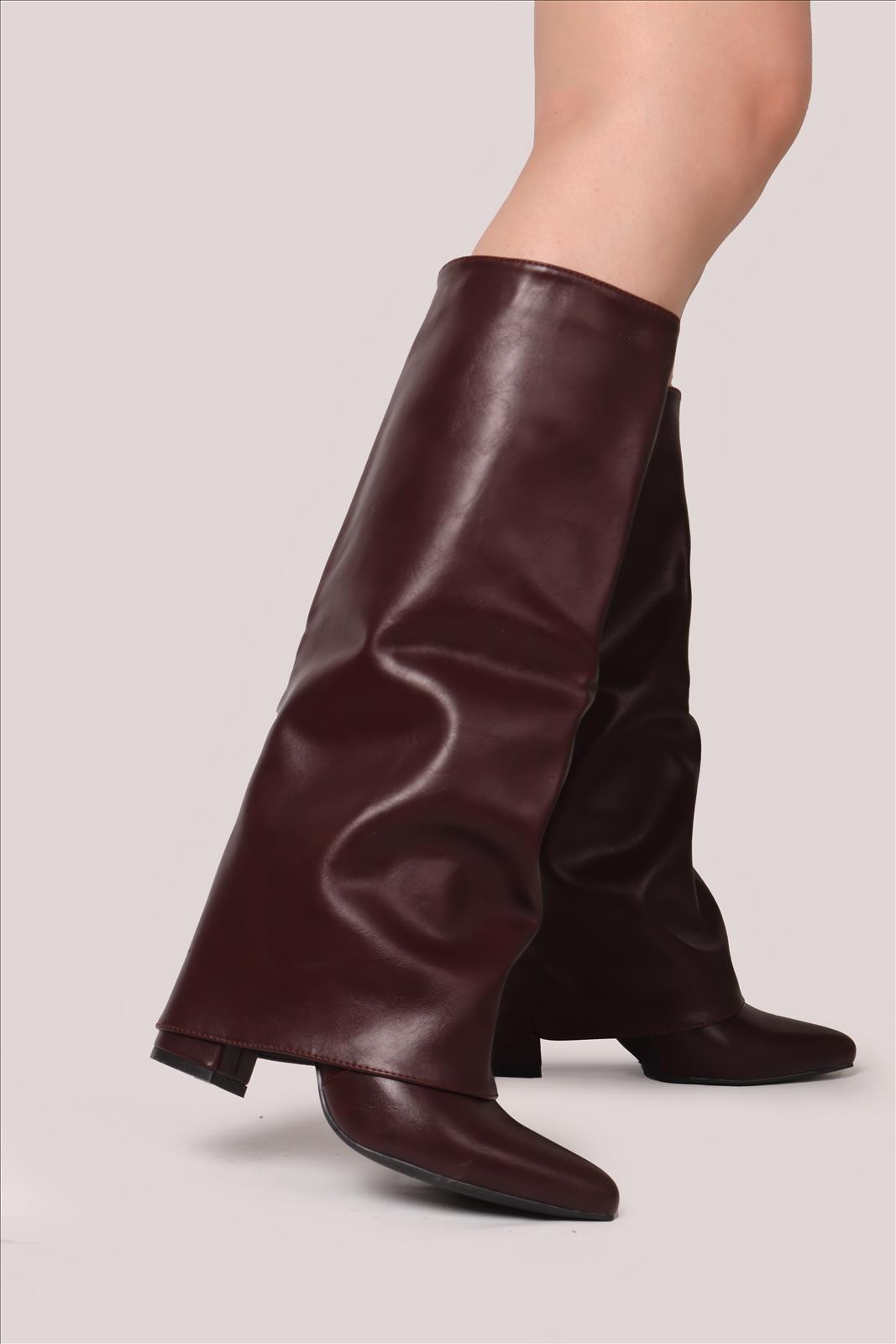 E-Vitale Shoes - BIONDINI Großhandel Wholesale - hochwertige italienische Schuhe direkt ab Fabrik | Kategorie: Damenschuhe / Stiefel (LOT) | Angebot: Damenbekleidung, Damen Accessoires, Herren Accessoires, Schuhe, Young Fashion, Leather Wear, Sofortprogramme, Orderware | Adresse: E-VITALE SHOES - Raum 114 - Breslauer Str. 8 - 41460 Neuss - Tel: 02131/3868532 - service@evitale-shoes.eu