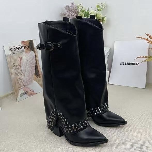E-Vitale Shoes - BIONDINI Großhandel Wholesale - hochwertige italienische Schuhe direkt ab Fabrik | Kategorie: Damenschuhe / Stiefel (LOT) | Angebot: Damenbekleidung, Damen Accessoires, Herren Accessoires, Schuhe, Young Fashion, Leather Wear, Sofortprogramme, Orderware | Adresse: E-VITALE SHOES - Raum 114 - Breslauer Str. 8 - 41460 Neuss - Tel: 02131/3868532 - service@evitale-shoes.eu