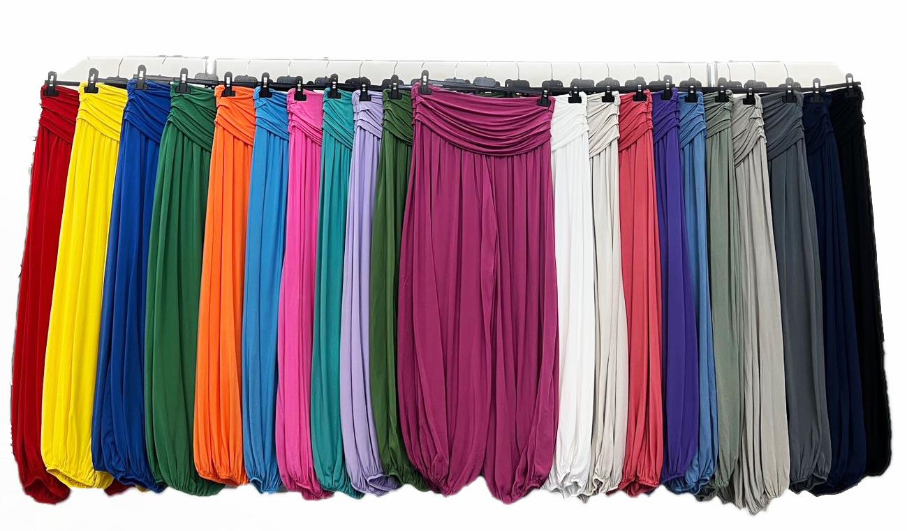 Noor Fashion - DOB;HAKA;Young Fashion - Dreieich | Artikel-Nr. Uni Hose Viscose | Uni Hose | Damen Hose Uni ViscoseLänge: 95 CM | Bund Breite: 36-60 cm | Schrittlänge: 35 cm 95 % Viscose, 5 % Elasthan pro Farbe 2. Stück bestell barFarben ändern sich nach Saison | Kategorie: Damen Hose | Angebot: Sofortprogramme, Orderware | Adresse: Noor Fashion - Otto-Hahn-Str. 6 - 63303 Dreieich - Tel: +49 6103 371505 - noorfashion@web.de