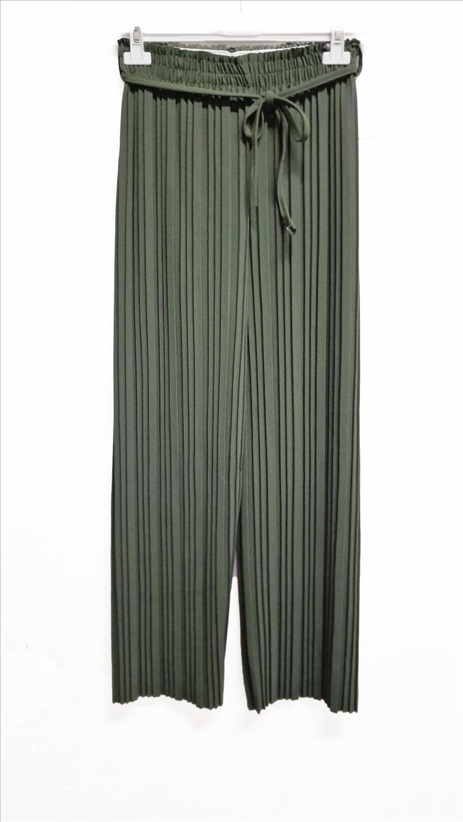 Noor Fashion - DOB;HAKA;Young Fashion - Dreieich | Kategorie: Damen Hose | Angebot: Sofortprogramme, Orderware | Adresse: Noor Fashion - Otto-Hahn-Str. 6 - 63303 Dreieich - Tel: +49 6103 371505 - noorfashion@web.de