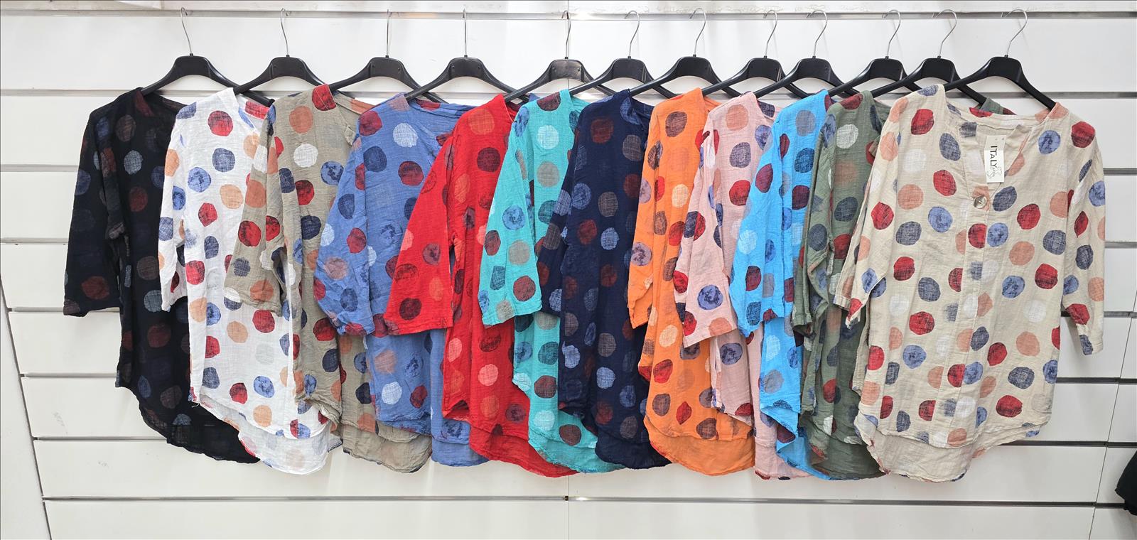 Noor Fashion - DOB;HAKA;Young Fashion - Dreieich | Kategorie: Damen Pullover | Angebot: Sofortprogramme, Orderware | Adresse: Noor Fashion - Otto-Hahn-Str. 6 - 63303 Dreieich - Tel: +49 6103 371505 - noorfashion@web.de
