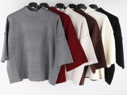 Hier geht's zum Shop von: olluni fashion GmbH - DOB-HAHA-Accessoires-Schuhe-Young-Fashion-Leder-Große Größen - Hamburg | Kategorie: Pullover | Adresse: olluni fashion GmbH - Modering 5, Haus D, 5 Etage - 22457 Hamburg - Tel: 040 55598886 - info@olluni.de | Angebot: Damenbekleidung, Damen Accessoires, Große Größen, Young Fashion, Leather Wear, Sofortprogramme, Orderware