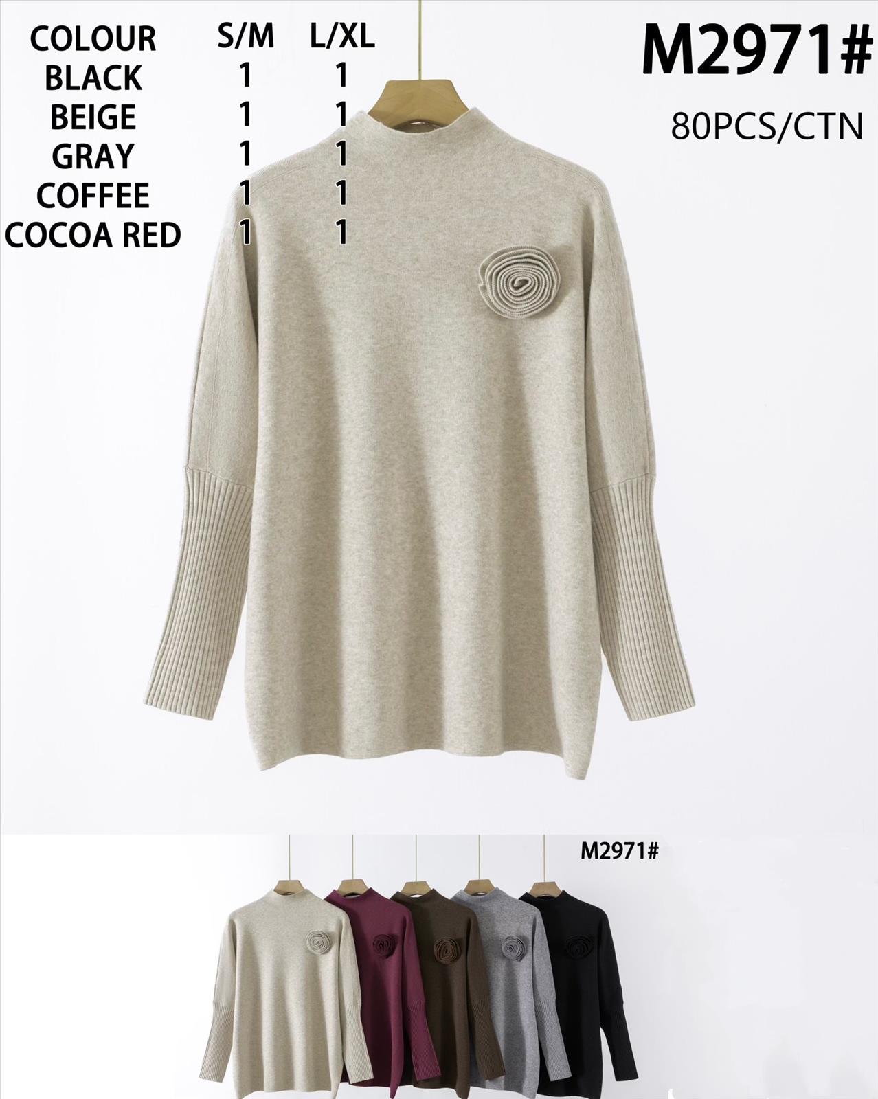 Macco Moda GmbH Le Bonbon - DOB - Neuss | Pullover mit Blumen Nadel | Artikel-Nr. M2971 | Pullover | 35%Viscose35%Polyamide20Acryl10%Elastane | Kategorie: Pullover | Angebot: Damenbekleidung, Damen Accessoires, Herren Accessoires, Große Größen, Young Fashion, Sofortprogramme, Orderware | Adresse: Macco Moda GmbH - Le Bonbon - Anton-Kux-Str. 2 B201 - 41460 Neuss - Tel: +49 17680315577 - maccomoda@outlook.com