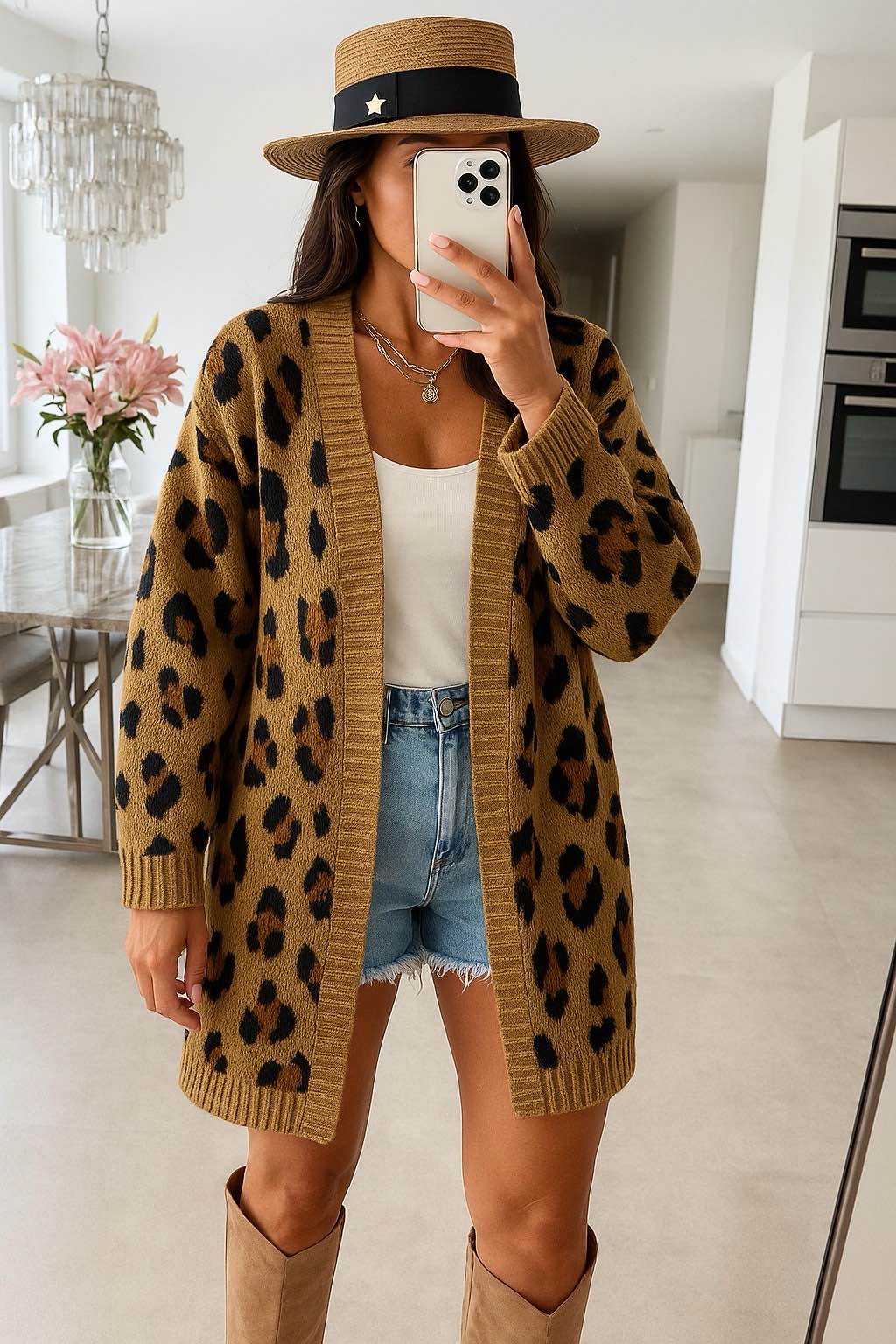Ala Mode Fashion-DOB;Accessoires;Leather Wear; Young Fashion - Neuss | Kategorie: Strickjacke | Angebot: Sofortprogramme, Orderware | Adresse: Ala Mode Fashion - Breslauerstr. 8 Raum 113 - 41460 neuss - Tel: 021312091616 - ala-mode@web.de