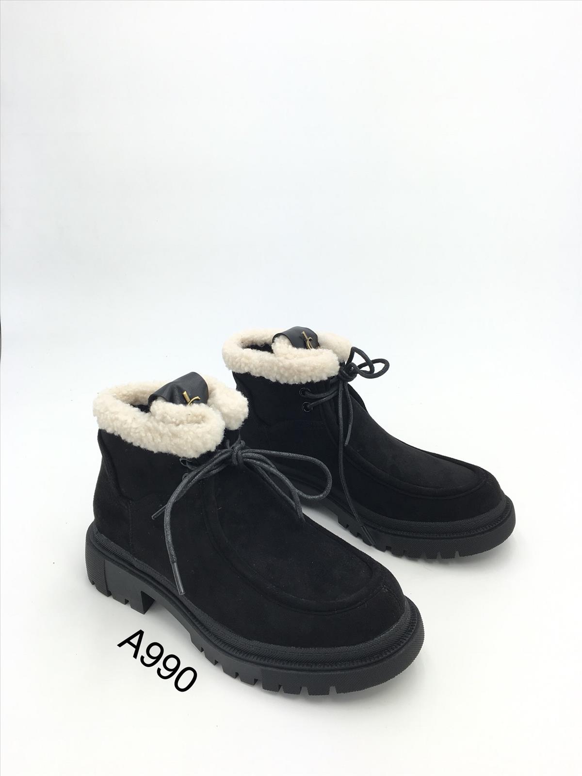 King Dragon Trade Development GmbH - Lucky Shoes | Artikel-Nr. A-990 | A-990 | Kategorie: Stiefeletten | Angebot: Damenbekleidung, Schuhe, Leather Wear, Sofortprogramme | Adresse: GSL GmbH - Anton-Kux-Str. 2 - 41460 Neuss - Tel: 02131-5230588 - luckyshoes2008@gmail.com