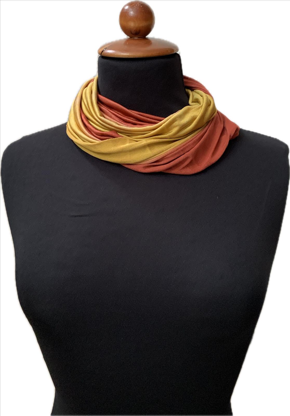 Hier geht's zum Shop von: Funny Girl Mode - DOB + Accessoires aus Naturmaterialien - Berlin | Seidenloop Curry Rust | Kategorie: Seidenschlauchschal | Adresse: Funny Girl - Husemannstr.16 - 10435 Berlin - Tel: 0304424473 - husemann16@yahoo.de | Angebot: Damenbekleidung, Damen Accessoires, Große Größen, Young Fashion, Leather Wear, Sofortprogramme, Orderware