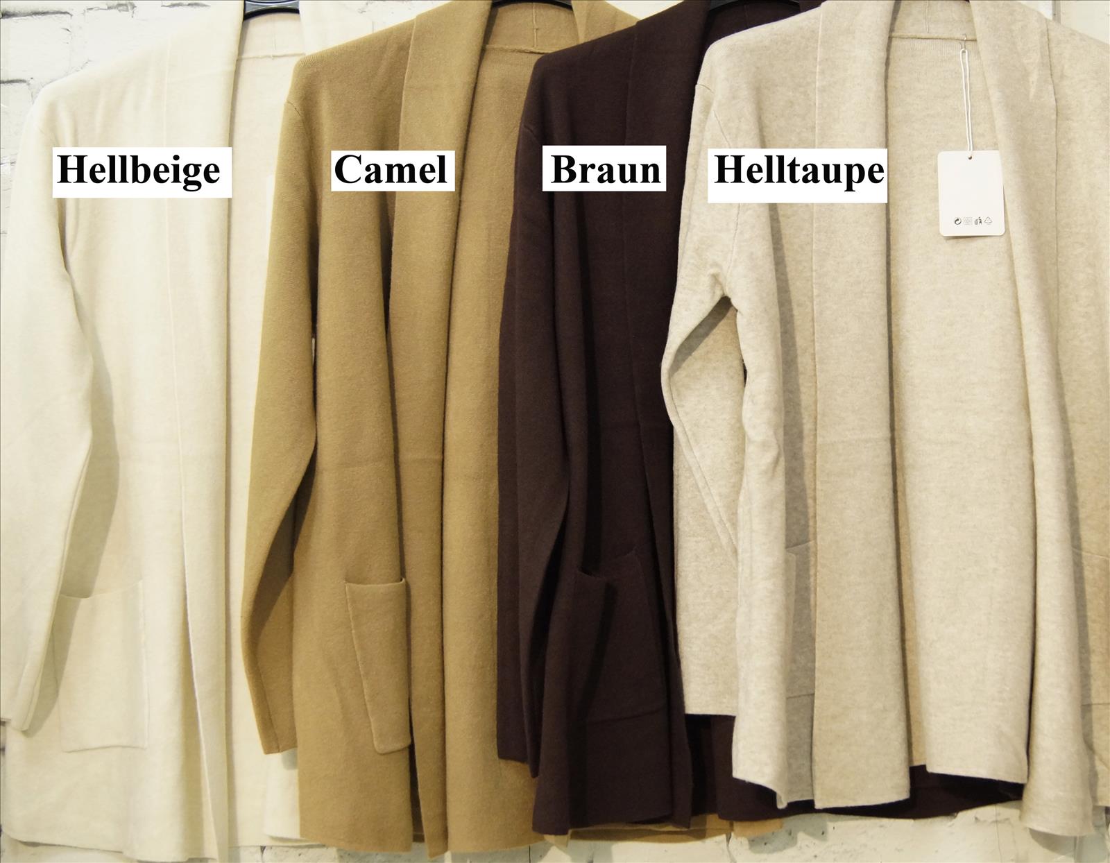 Hier geht's zum Shop von: Bhatti Mode GmbH - Young fashion, DOB - Blusen, Hosen Jacken, Jeans, Kleider, Pullover etc. | Kategorie: Blazer/Jacke/Mantel | Adresse: Bhatti Mode GmbH - Breslauer Str. 8 - 41460 Neuss - Tel: 02131-130004 - gurdip-bhatti@t-online.de | Angebot: Damenbekleidung, Young Fashion, Sofortprogramme