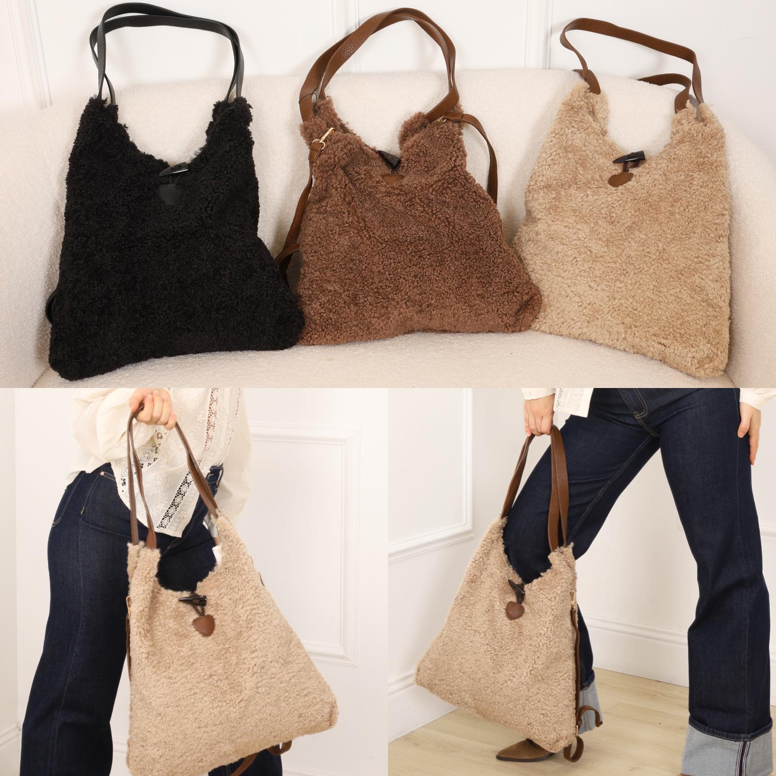 Hier geht's zum Shop von: Ala Mode Fashion-DOB;Accessoires;Leather Wear; Young Fashion - Neuss | Artikel-Nr. 038977-0015 | LISA | Mindestbestellmenge 2 Stück | Kategorie: Taschen | Adresse: Ala Mode Fashion - Breslauerstr. 8 Raum 113 - 41460 neuss - Tel: 021312091616 - ala-mode@web.de | Angebot: Sofortprogramme, Orderware