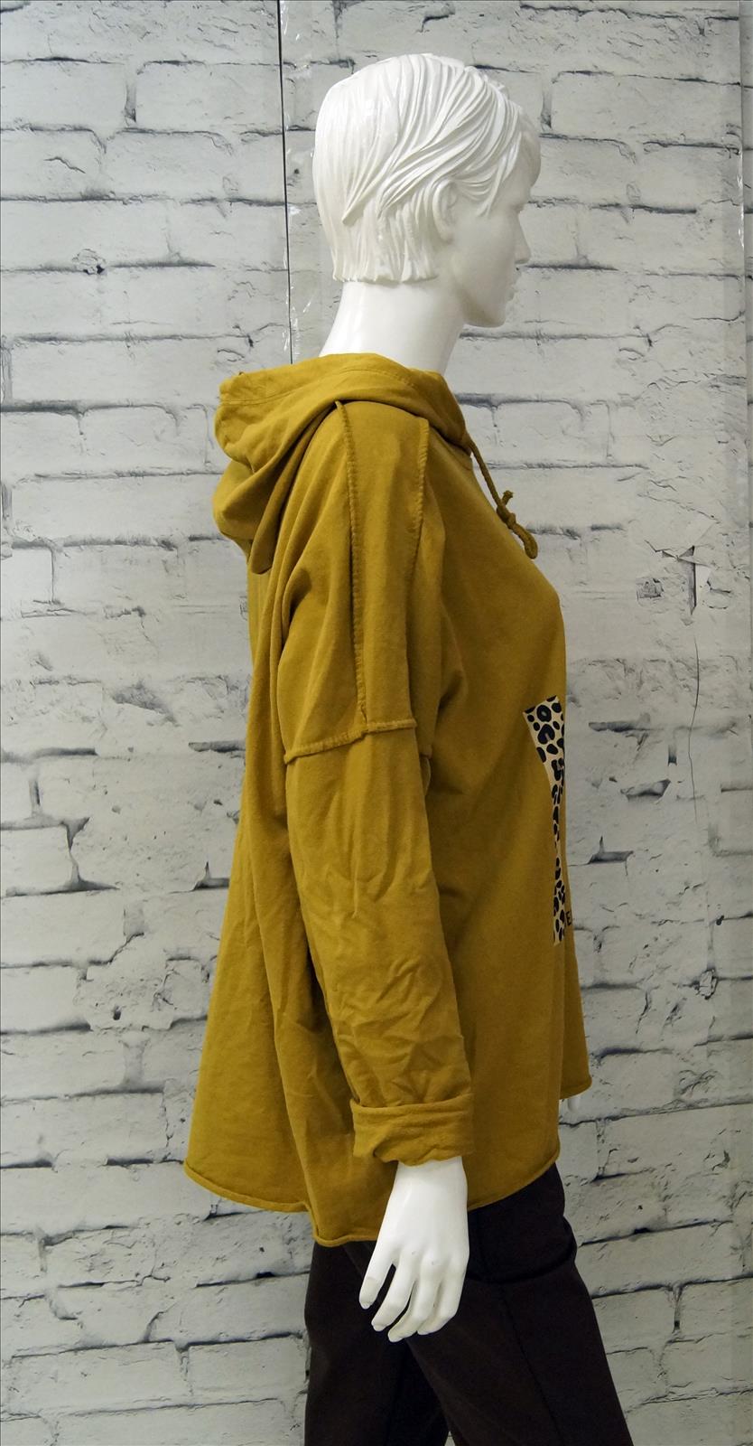 Hier geht's zum Shop von: Bhatti Mode GmbH - Young fashion, DOB - Blusen, Hosen Jacken, Jeans, Kleider, Pullover etc. | Kategorie: Shirt/Bluse/Pullover | Adresse: Bhatti Mode GmbH - Breslauer Str. 8 - 41460 Neuss - Tel: 02131-130004 - gurdip-bhatti@t-online.de | Angebot: Damenbekleidung, Young Fashion, Sofortprogramme