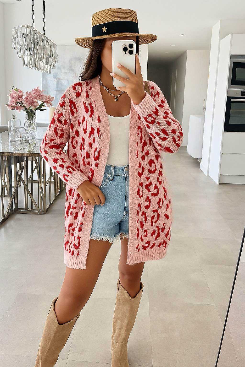 Ala Mode Fashion-DOB;Accessoires;Leather Wear; Young Fashion - Neuss | Kategorie: Strickjacke | Angebot: Sofortprogramme, Orderware | Adresse: Ala Mode Fashion - Breslauerstr. 8 Raum 113 - 41460 neuss - Tel: 021312091616 - ala-mode@web.de