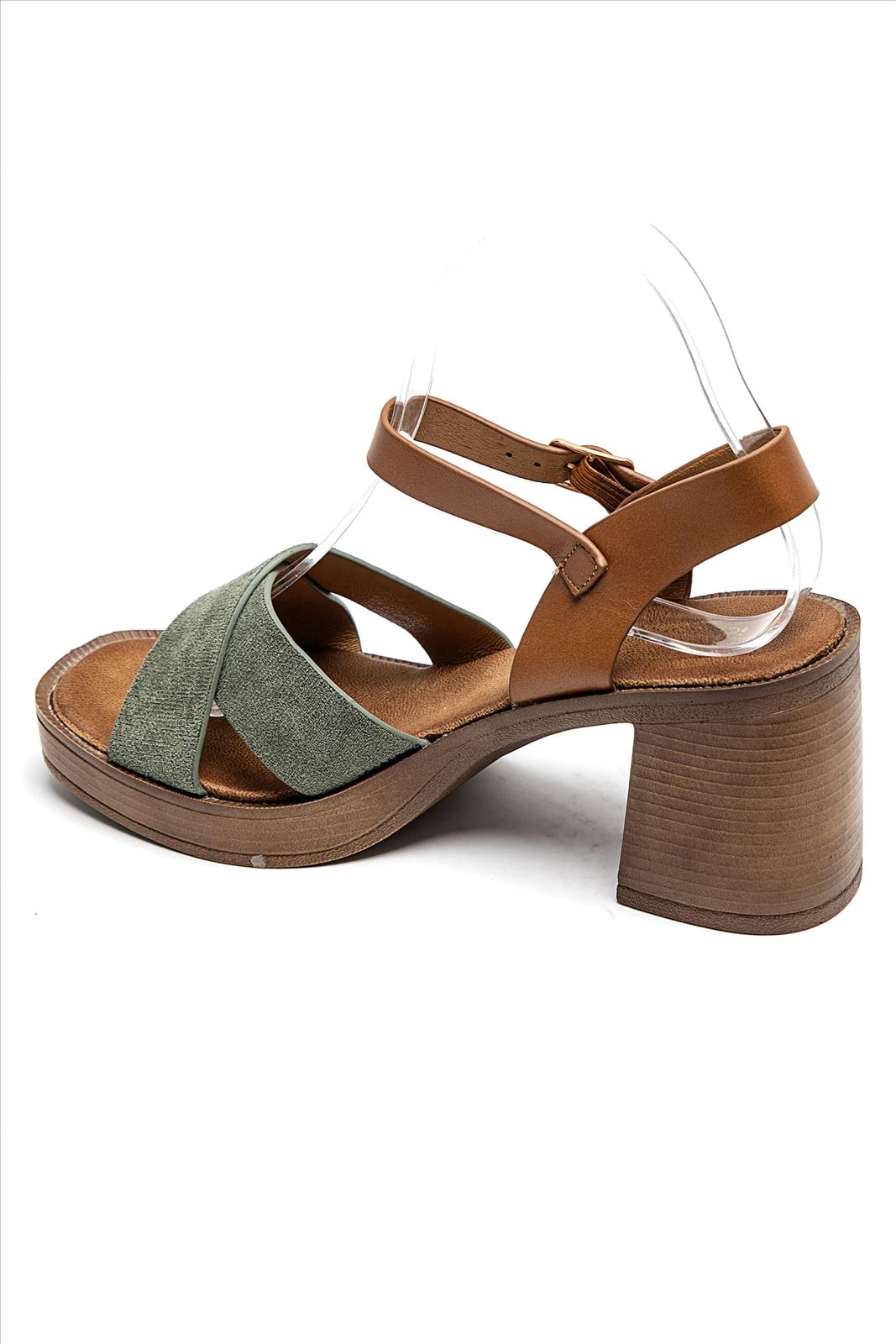 Hier geht's zum Shop von: Lujah Shoes (Schuhgrosshandel) | Kategorie: Sandalle | Adresse: Lujah Shoes - Doesburgstraat 5 - 5651BD Eindhoven - Tel: 0031642235368 - lujah-schuh@hotmail.com | Angebot: Schuhe, Große Größen, Kinder & Teens, Young Fashion, Leather Wear