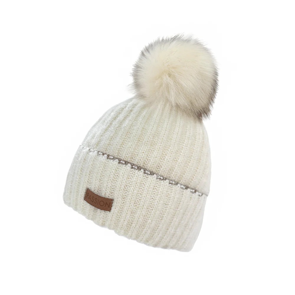 Hier geht's zum Shop von: Fox by Ren GmbH - DOB; ACCessoires - Neuss | Kategorie: Kopfbedeckung / Mützen | Adresse: Fox by Ren GmbH - Anton-Kux-Str. 2 - 41460 Neuss - Tel: 021313818241 - info@foxbyren.com | Angebot: Sofortprogramme, Orderware
