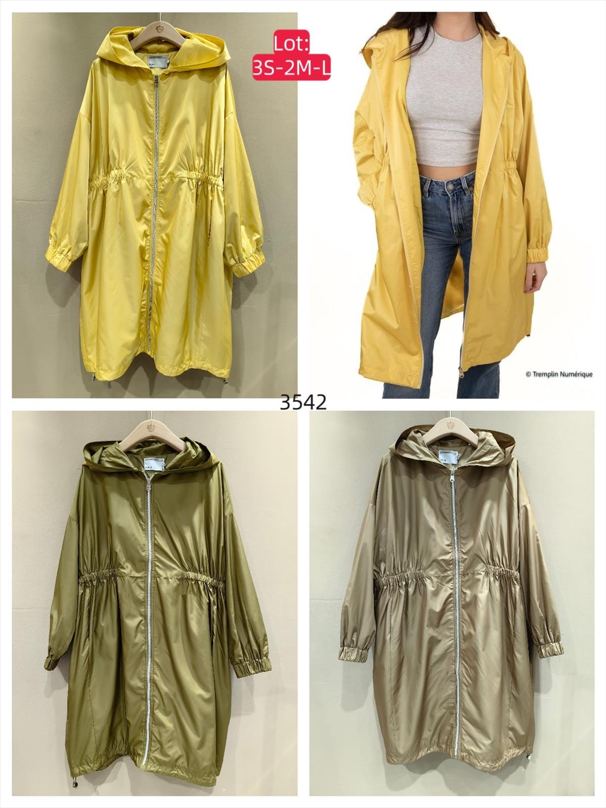 Hier geht's zum Shop von: Miss Furs GmbH - MISS FURS Damenmode - Accessoires, Sportswear, Jeans, Tops, Bags | Artikel-Nr. 3542 | Parka | Kategorie: Bekleidung / Outerwear / Parka | Adresse: Miss Furs GmbH - Breslauer Str. 8 - 41460 Neuss - Tel: 02131-3165333 - info@missfurs.de | Angebot: Damenbekleidung, Damen Accessoires, Young Fashion, Sofortprogramme, Orderware