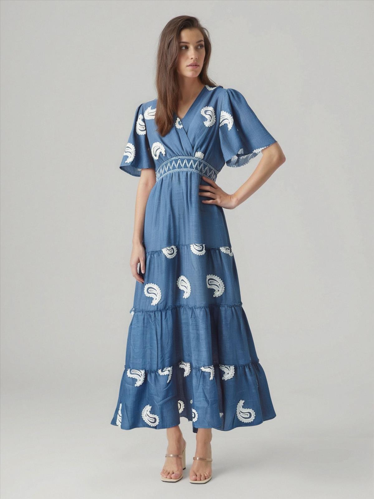Raj Richi - Modegrosshandel , Damenbekleidung Dreieich | Angebot: Sofortprogramme, Orderware | Adresse: Raj Richi - Otto-Hahn-Str. 24 - Raum 26 - 63303 Dreieich - Tel: 061038703090 - rajrichifashion@gmail.com