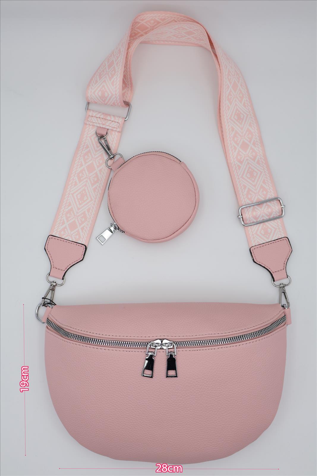 YIDA Import Export Großhandel GmbH - Dessous;Young Fashion - Neuss | Artikel-Nr. BV23415 Sommer | Umhängetaschen | Produktname :Umhängetaschen Material: 75% STOFF, 25% PU Merkmale:Diese exquisit gestaltete Umhängetasche verkörpert Eleganz mit ihrer raffinierten kleinen Tasche am Griff und einem ansprechenden geometrischen Muster. Perfekt für jene, die stilvolle Funktionalität schätzen. | Kategorie: Umhängetaschen | Angebot: Sofortprogramme, Orderware | Adresse: YIDA Import Export Großhandel GmbH - Anton-Kux-Str. 2 - 41460 Neuss - Tel: 015734500730 - yidabag@yahoo.de
