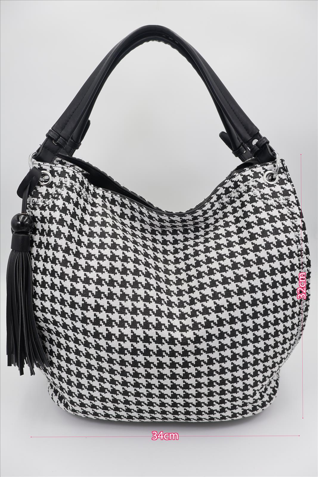 YIDA Import Export Großhandel GmbH - Dessous;Young Fashion - Neuss | Artikel-Nr. C1006 | Handtaschen | Produktname :Handtaschen Material: 75% STOFF, 25% PU Merkmale:Erleben Sie zeitlose Eleganz mit dieser Handtasche, akzentuiert durch einen länglichen Anhänger, der subtilen Charme verleiht und Ihren Look vervollkommnet. | Kategorie: Handtaschen | Angebot: Sofortprogramme, Orderware | Adresse: YIDA Import Export Großhandel GmbH - Anton-Kux-Str. 2 - 41460 Neuss - Tel: 015734500730 - yidabag@yahoo.de