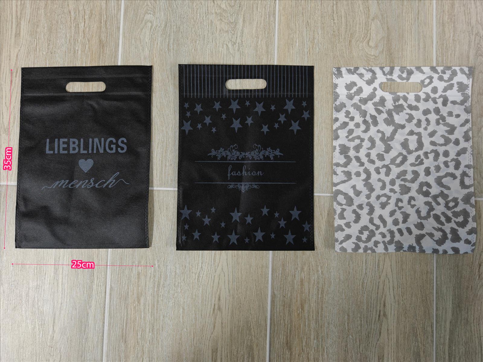 YIDA Import Export Großhandel GmbH - Dessous;Young Fashion - Neuss | Artikel-Nr. Taschen 5 | Tüten | Produktname : Tüten Material: 100% Stoff Merkmale:Eine zeitlose Ergänzung für jeden Stil, diese Stofftasche vereint Funktionalität und Ästhetik in perfekter Harmonie. Hergestellt aus hochwertigen Materialien, verkörpert sie schlichte Eleganz und praktischen Komfort für den täglichen Gebrauch. | Kategorie: Tüten | Angebot: Sofortprogramme, Orderware | Adresse: YIDA Import Export Großhandel GmbH - Anton-Kux-Str. 2 - 41460 Neuss - Tel: 015734500730 - yidabag@yahoo.de