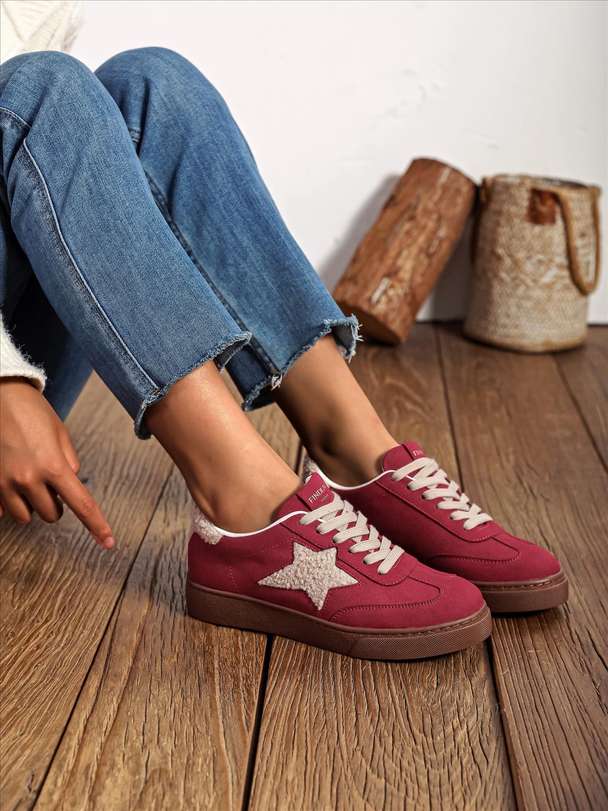 Ala Mode Fashion-DOB;Accessoires;Leather Wear; Young Fashion - Neuss | Kategorie: Schuhe / Sneakers (Lot) | Angebot: Sofortprogramme, Orderware | Adresse: Ala Mode Fashion - Breslauerstr. 8 Raum 113 - 41460 neuss - Tel: 021312091616 - ala-mode@web.de