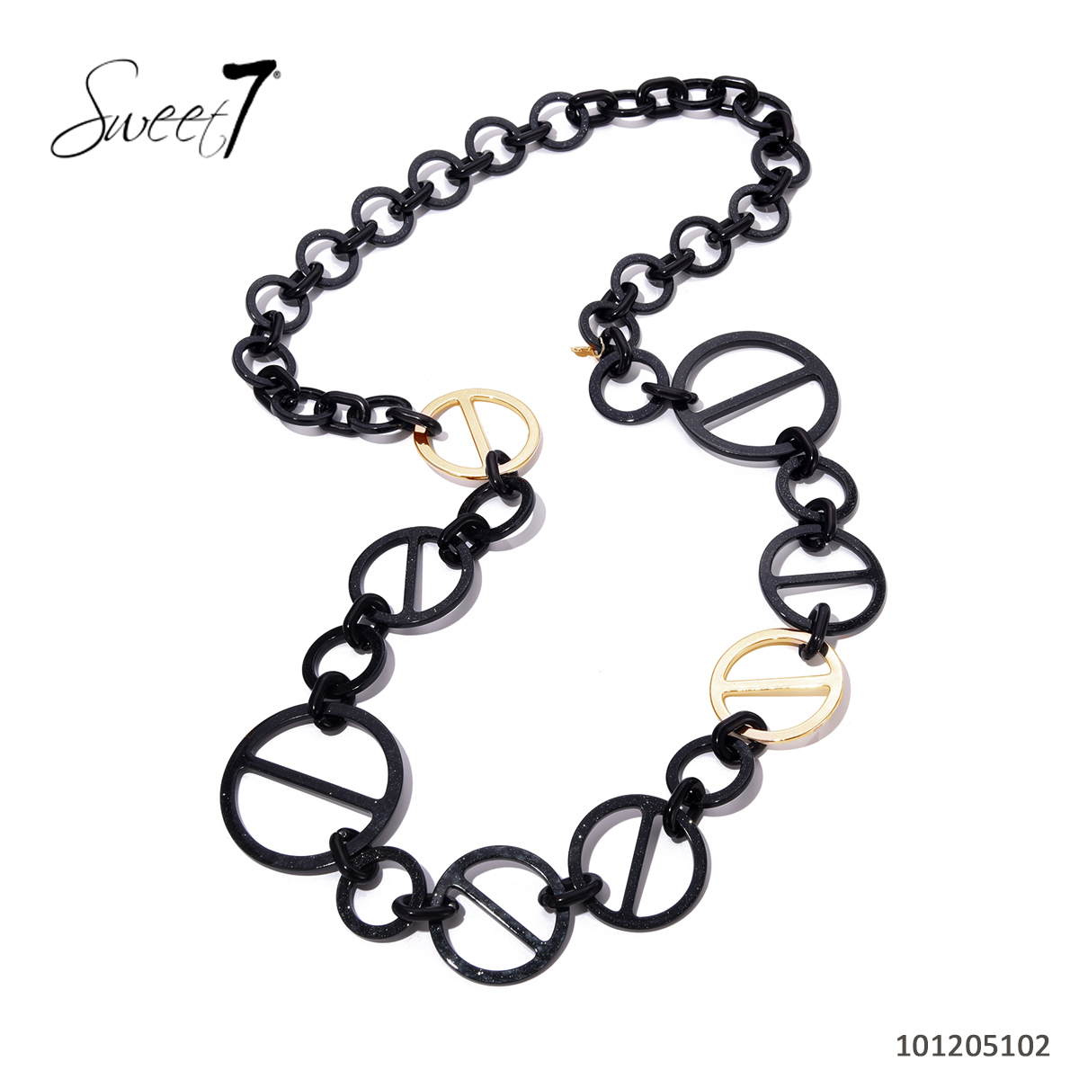 Sunny Mode GmbH - Junge Mode aus Paris | Kette Sweet7 | Artikel-Nr. 101205102 | Diese moderne Halskette von Sweet7 besteht aus schwarzen Rundelementen mit markanten Querstreben und wird durch goldfarbene Details stilvoll ergänzt. Ihr ausgefallenes Design macht sie zum perfekten Accessoire für trendbewusste Outfits. | Kategorie: Schmuck / Ketten | Angebot: Damenbekleidung, Damen Accessoires, Große Größen, Young Fashion, Sofortprogramme | Adresse: Sunny Mode GmbH - Kölner Str. 1 - 65760 Eschborn - Tel: 06196 483138 - info@sunnymode.de