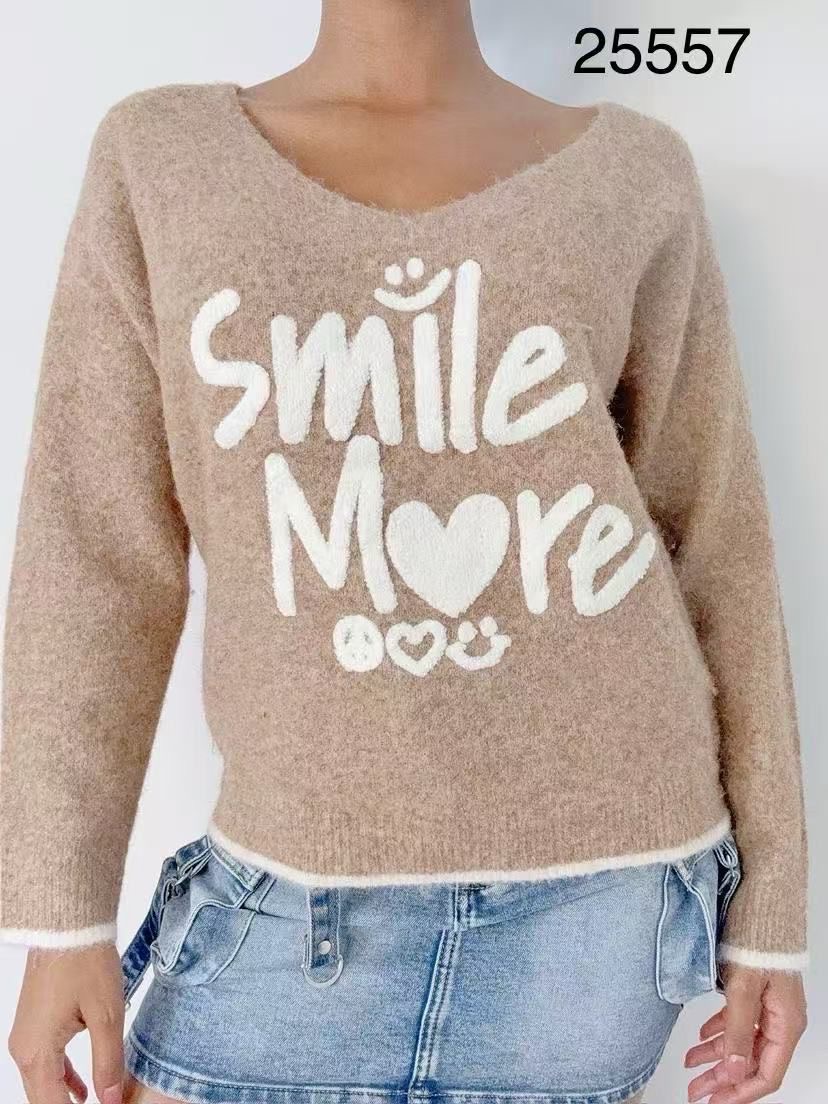 Hier geht's zum Shop von: Sarah GmbH - DOB aus Italien | Pullover | Artikel-Nr. 918 | Adresse: Sarah GmbH - Otto-Hahn-Straße 1 - 63303 Dreieich - Tel: 061039603444 - sarah-aktuell@t-online.de | Angebot: Damenbekleidung, Damen Accessoires, Große Größen, Young Fashion, Sofortprogramme, Orderware