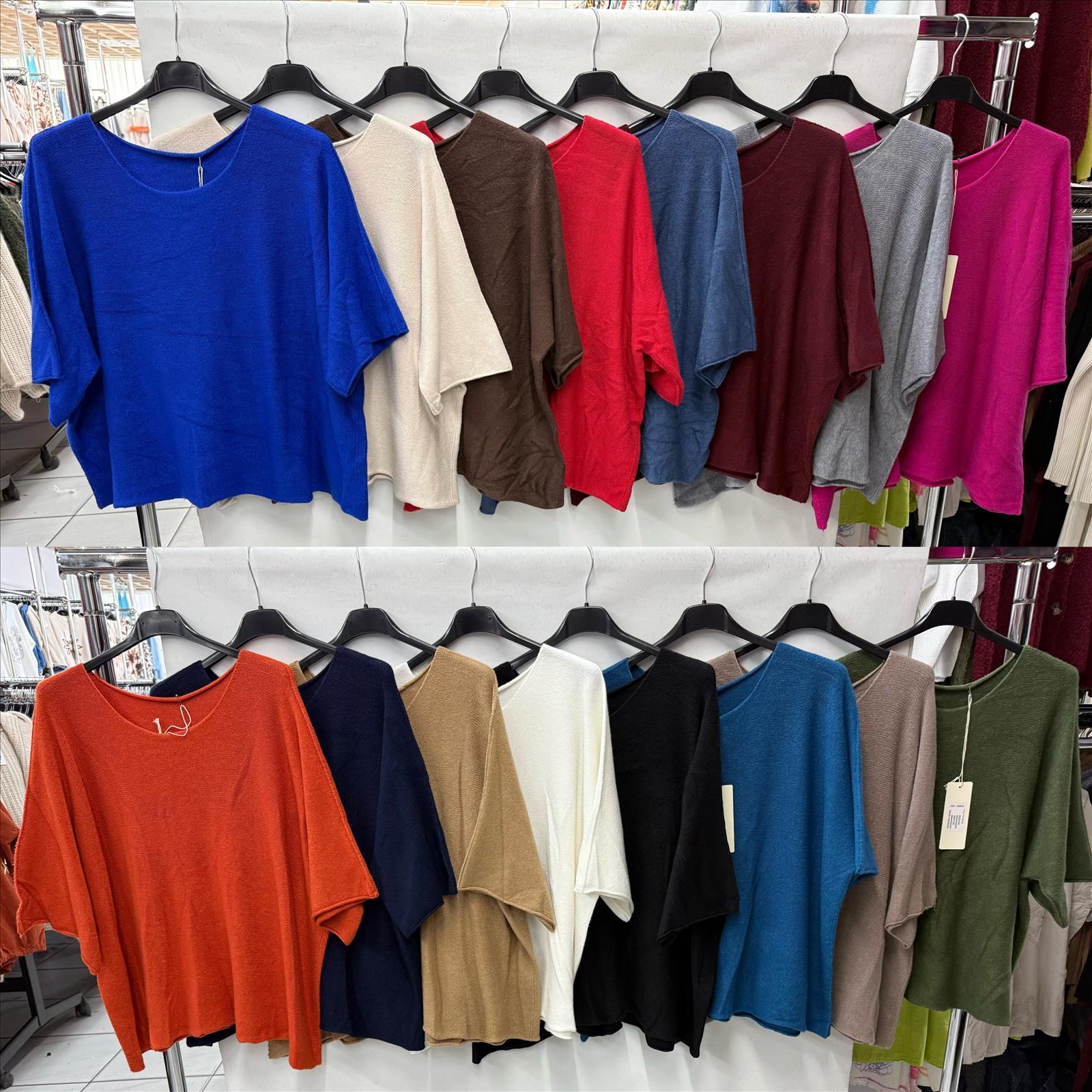 Luna moda GmbH - DOB, Young Fashion - Dreieich | 2 stück | Artikel-Nr. 9331 | pulli | Kategorie: Pullover | Angebot: Sofortprogramme, Orderware | Adresse: Luna moda GmbH - Max-Planck Str. 7 - 63303 Dreieich - Tel: 061032024981 - lunamoda@hotmail.de