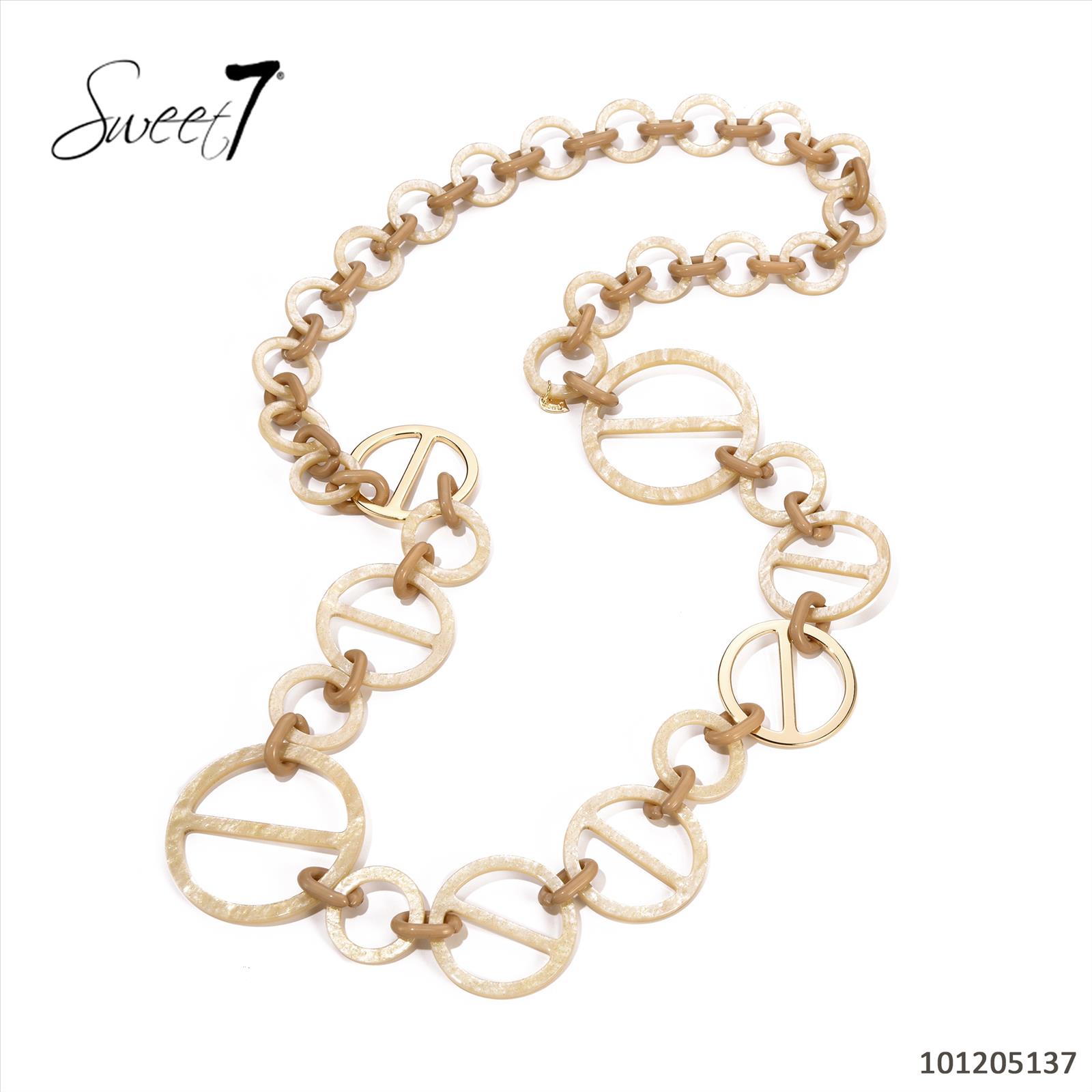 Sunny Mode GmbH - Junge Mode aus Paris | Kette Sweet7 | Artikel-Nr. 101205137 | Diese moderne Halskette von Sweet7 besteht aus beigen Rundelementen mit markanten Querstreben und wird durch goldfarbene Details stilvoll ergänzt. Ihr ausgefallenes Design macht sie zum perfekten Accessoire für trendbewusste Outfits. | Kategorie: Schmuck / Ketten | Angebot: Damenbekleidung, Damen Accessoires, Große Größen, Young Fashion, Sofortprogramme | Adresse: Sunny Mode GmbH - Kölner Str. 1 - 65760 Eschborn - Tel: 06196 483138 - info@sunnymode.de