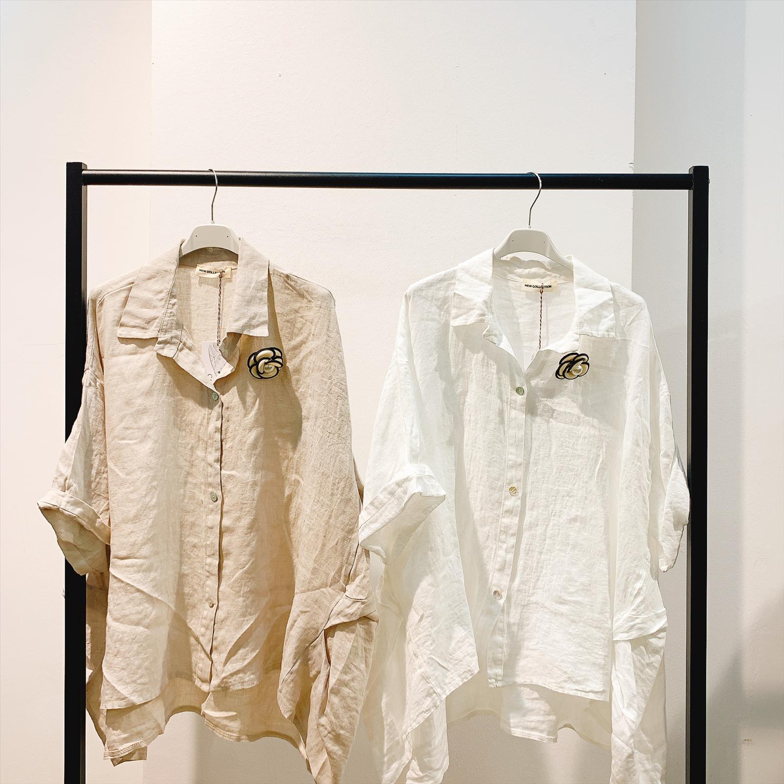 CAS CARA by Cherry´s GmbH - Damenbekleidung Pronto Moda | Artikel-Nr. LY-9785 | BLUSE | 100% LEINEN | Kategorie: LEINEN/LINO | Angebot: Damenbekleidung, Young Fashion, Sofortprogramme, Orderware | Adresse: Cherry´s GmbH - Breslauer Str. 1 - 41460 Neuss - Tel: 021313843120 - cherrysgmbh@gmail.com