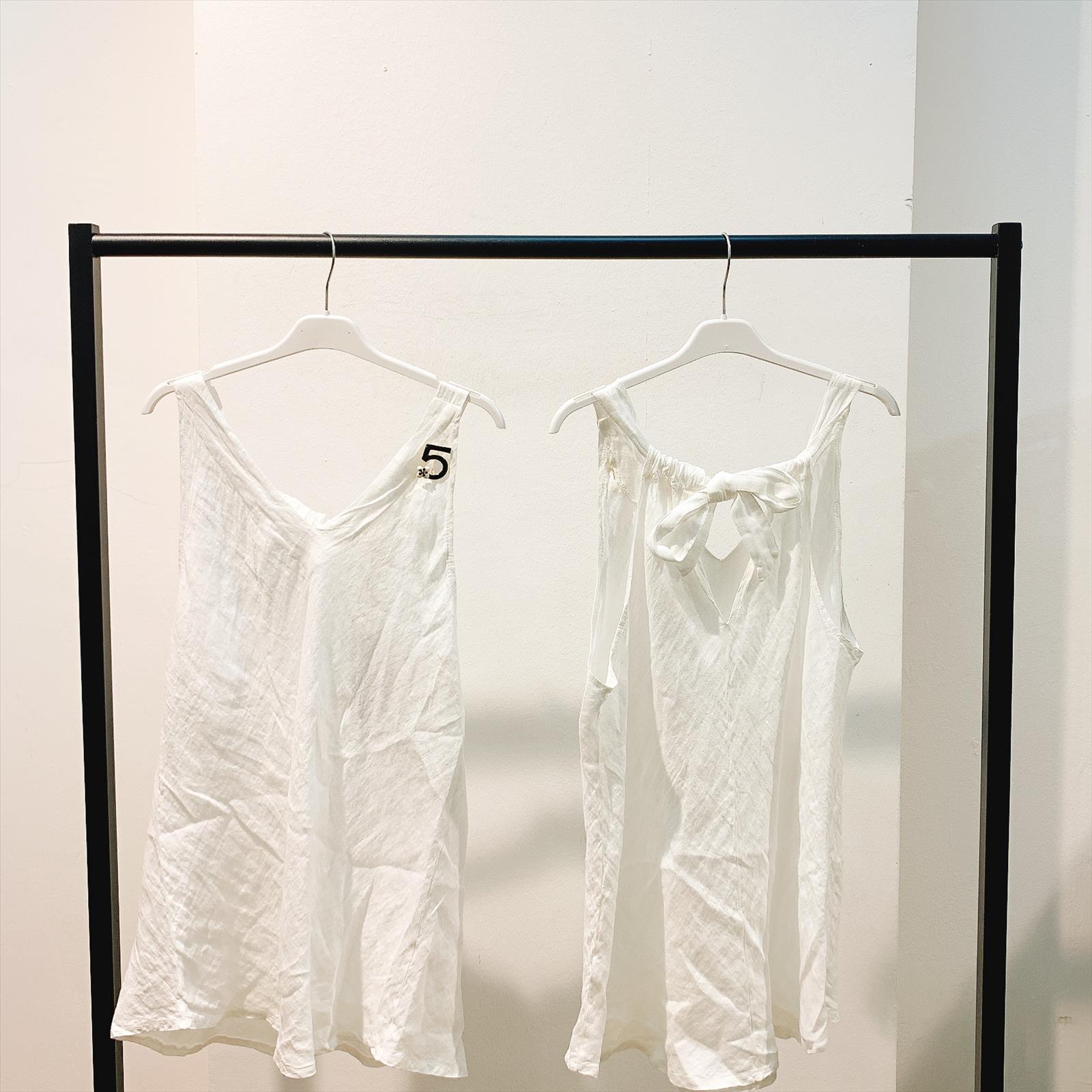 CAS CARA by Cherry´s GmbH - Damenbekleidung Pronto Moda | Artikel-Nr. LY-9818 | TOP | 100% LEINEN | Kategorie: LEINEN/LINO | Angebot: Damenbekleidung, Young Fashion, Sofortprogramme, Orderware | Adresse: Cherry´s GmbH - Breslauer Str. 1 - 41460 Neuss - Tel: 021313843120 - cherrysgmbh@gmail.com
