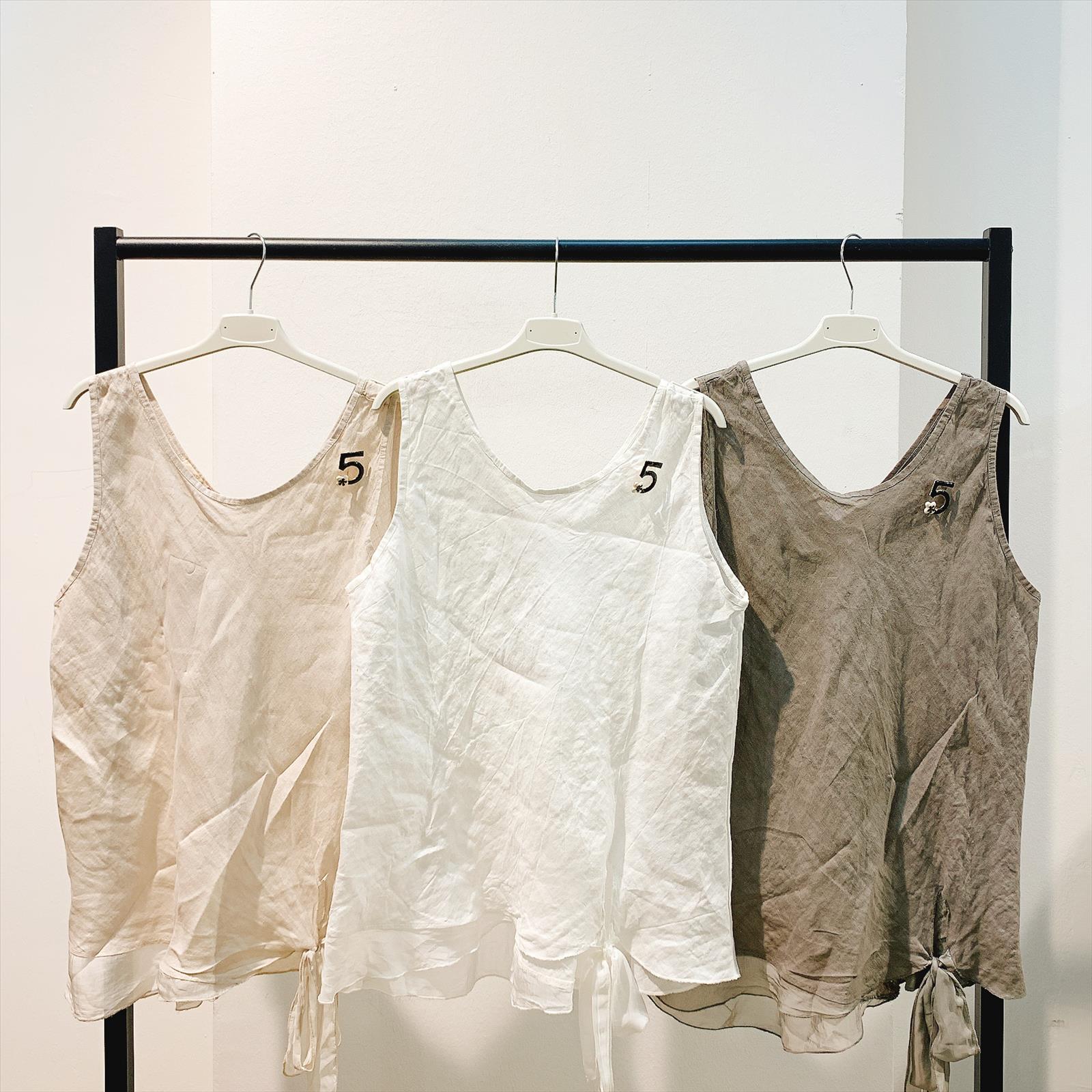 CAS CARA by Cherry´s GmbH - Damenbekleidung Pronto Moda | Artikel-Nr. LY-7094 | TOP | 100% LEINEN100% SEIDE | Kategorie: LEINEN/LINO | Angebot: Damenbekleidung, Young Fashion, Sofortprogramme, Orderware | Adresse: Cherry´s GmbH - Breslauer Str. 1 - 41460 Neuss - Tel: 021313843120 - cherrysgmbh@gmail.com