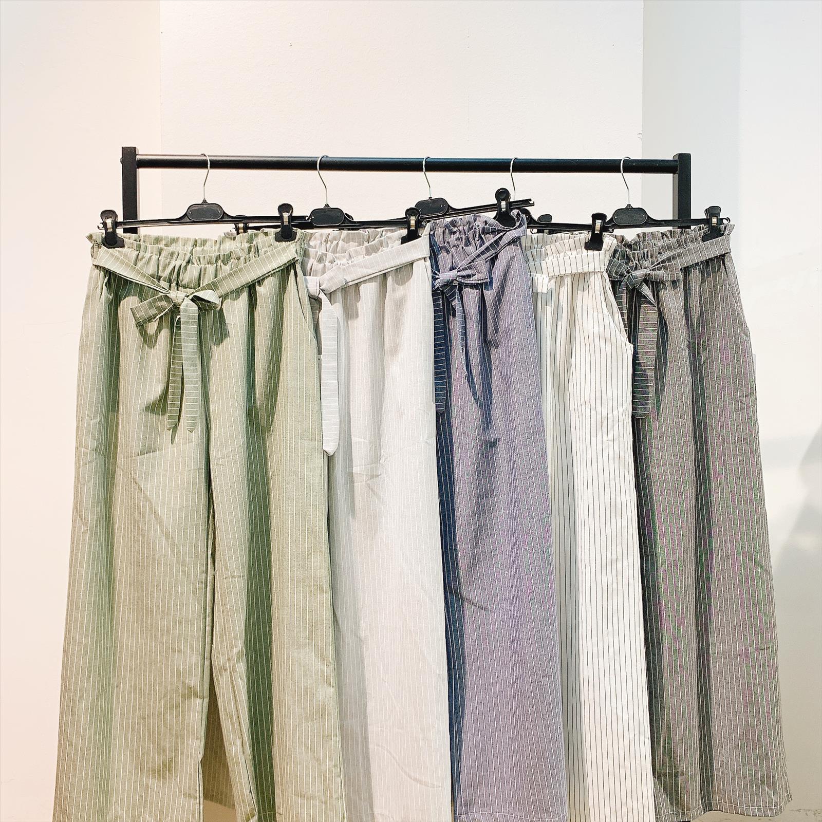 CAS CARA by Cherry´s GmbH - Damenbekleidung Pronto Moda | Artikel-Nr. S-24200 | HOSE | 50% POLYESTER 40% BAUMWOLLE10% VISKOS | Kategorie: HOSEN | Angebot: Damenbekleidung, Young Fashion, Sofortprogramme, Orderware | Adresse: Cherry´s GmbH - Breslauer Str. 1 - 41460 Neuss - Tel: 021313843120 - cherrysgmbh@gmail.com
