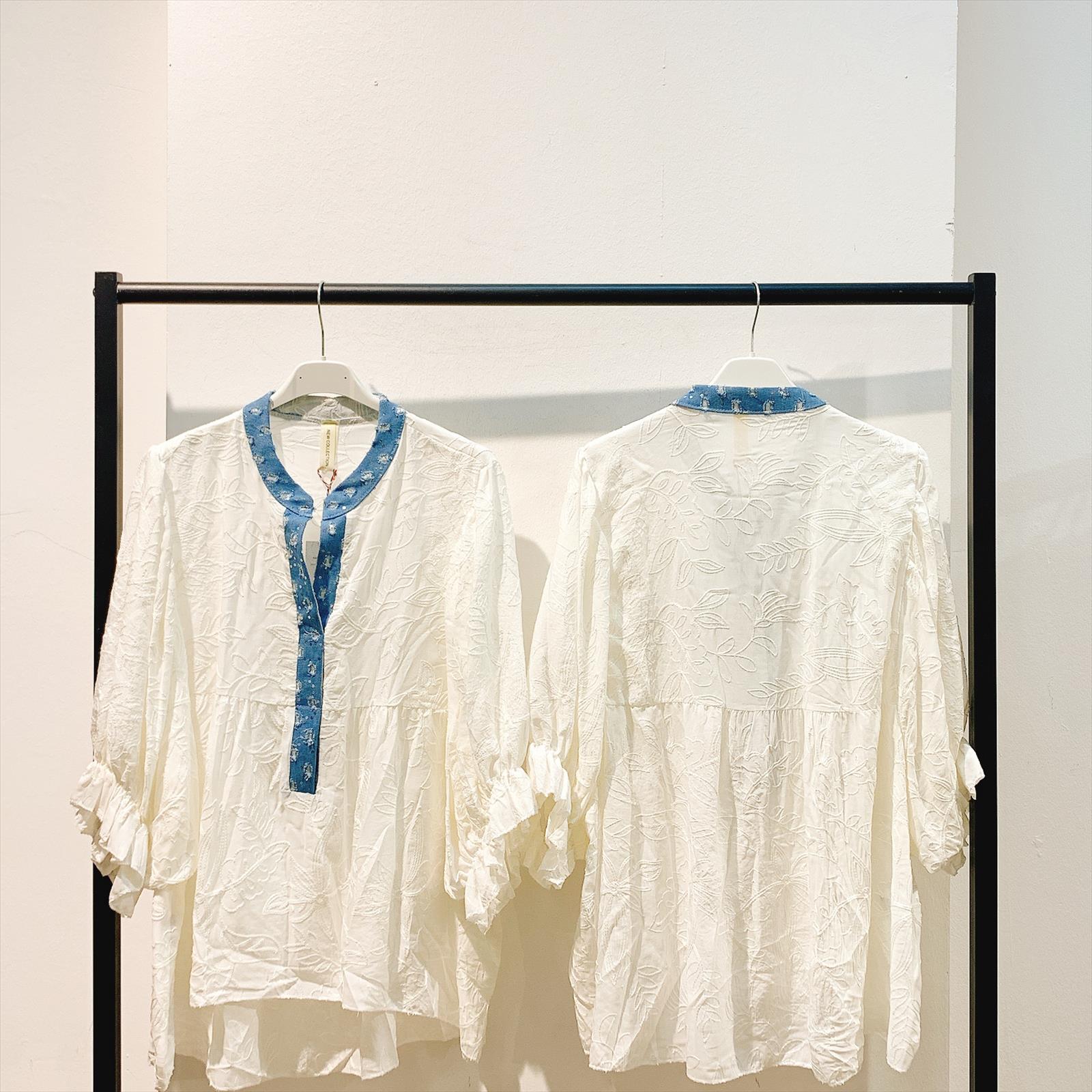 CAS CARA by Cherry´s GmbH - Damenbekleidung Pronto Moda | Artikel-Nr. SS-670 | BLUSE | 100% BAUMWOLLE | Kategorie: BLUSEN & HEMDEN | Angebot: Damenbekleidung, Young Fashion, Sofortprogramme, Orderware | Adresse: Cherry´s GmbH - Breslauer Str. 1 - 41460 Neuss - Tel: 021313843120 - cherrysgmbh@gmail.com