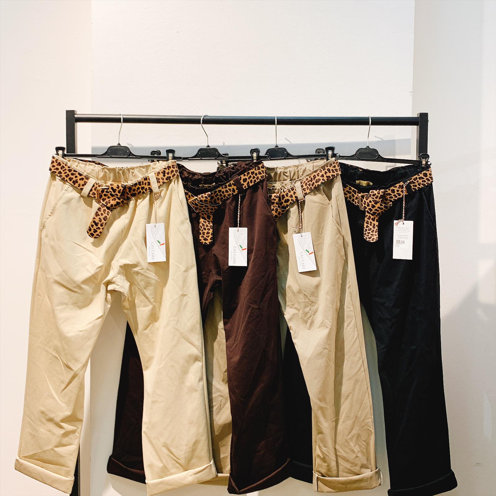 CAS CARA by Cherry´s GmbH - Damenbekleidung Pronto Moda | Artikel-Nr. MIS-8785 | HOSE | 55% COTTON36% NYLON9% ELASTOMER | Kategorie: HOSEN | Angebot: Damenbekleidung, Young Fashion, Sofortprogramme, Orderware | Adresse: Cherry´s GmbH - Breslauer Str. 1 - 41460 Neuss - Tel: 021313843120 - cherrysgmbh@gmail.com