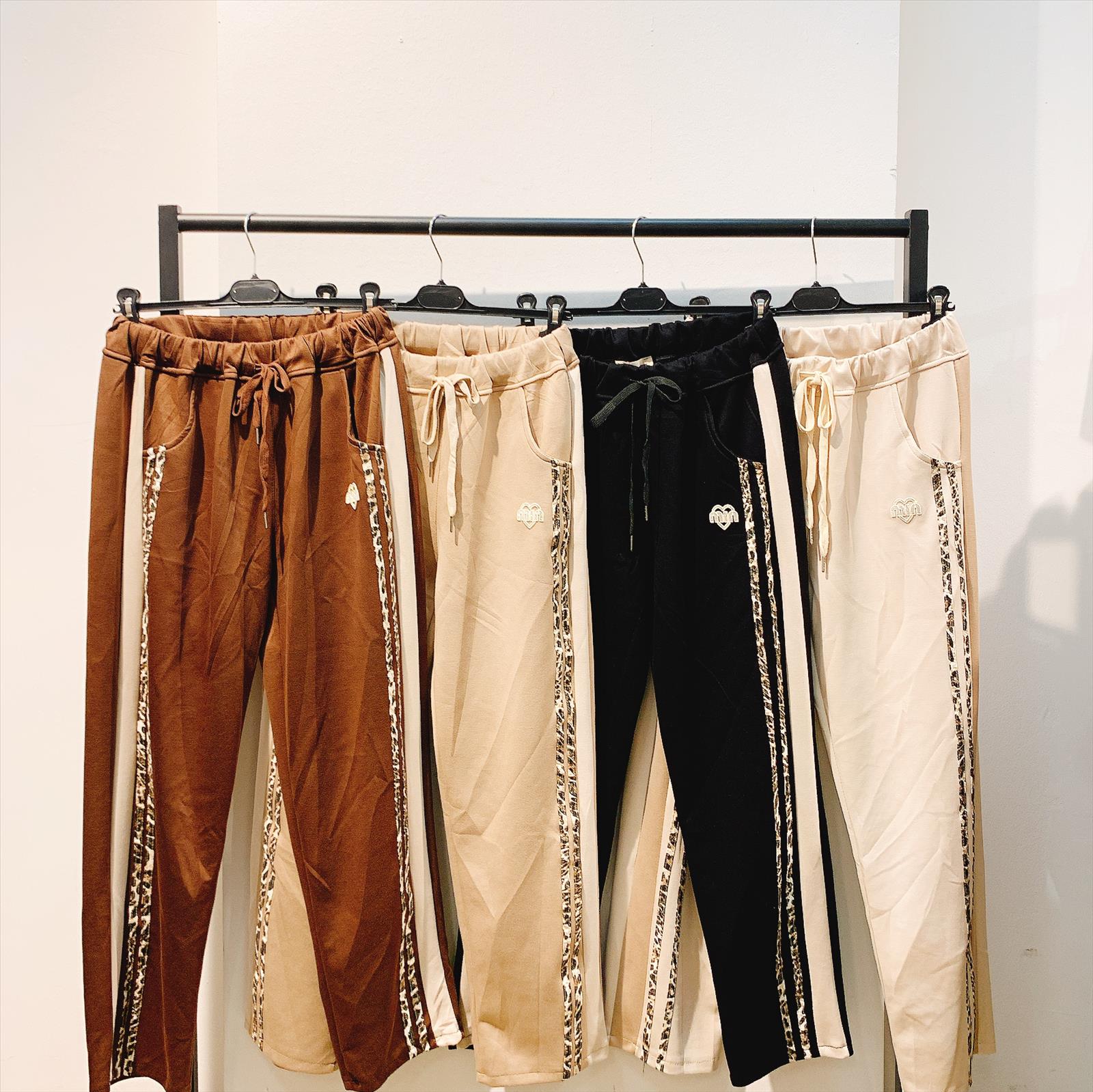 CAS CARA by Cherry´s GmbH - Damenbekleidung Pronto Moda | Artikel-Nr. MIS-6355 | HOSE | 60% VISKOS30% POLYESTER10% ELASTOMER | Kategorie: HOSEN | Angebot: Damenbekleidung, Young Fashion, Sofortprogramme, Orderware | Adresse: Cherry´s GmbH - Breslauer Str. 1 - 41460 Neuss - Tel: 021313843120 - cherrysgmbh@gmail.com