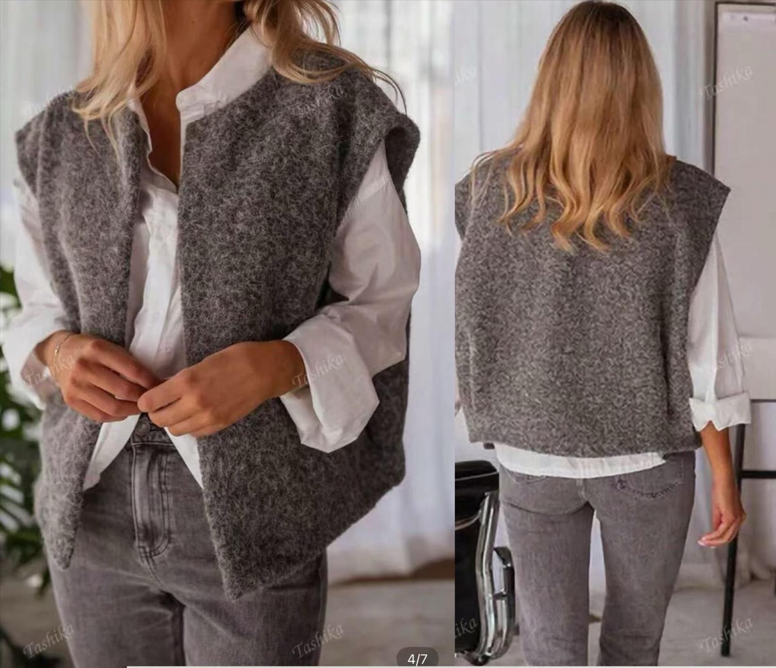 CAS CARA by Cherry´s GmbH - Damenbekleidung Pronto Moda | Artikel-Nr. FB-24835 | VESTEN | 100% POLYESTER | Kategorie: JACKEN & WESTEN | Angebot: Damenbekleidung, Young Fashion, Sofortprogramme, Orderware | Adresse: Cherry´s GmbH - Breslauer Str. 1 - 41460 Neuss - Tel: 021313843120 - cherrysgmbh@gmail.com