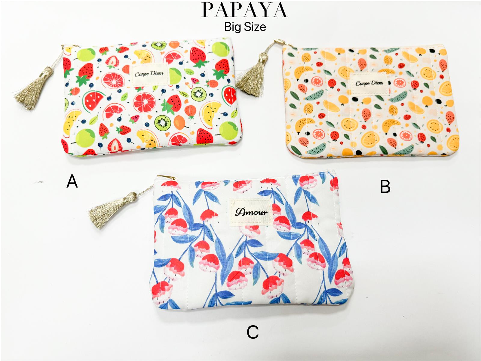 Hier geht's zum Shop von: Papaya Mode GmbH - leather handbags, Lederhandtaschen | Artikel-Nr. J017 Big Size | Kulturtasche | Kategorie: Accessoires / Kulturtaschen | Adresse: Papaya Mode GmbH - Anton-Kux-Str.2 - 41460 Neuss - Tel: 021315235698 - papayamodegmbh@hotmail.com | Angebot: Damen Accessoires, Young Fashion, Leather Wear, Sofortprogramme