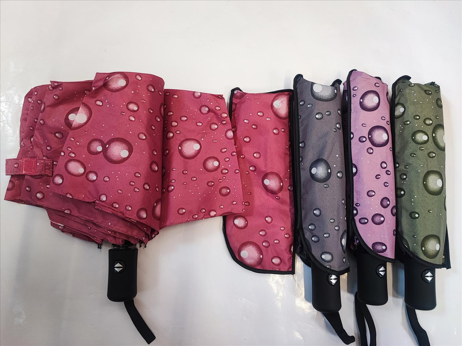 Hier geht's zum Shop von: Susino Germany GmbH - Regenschirme, Rucksäcke, Koffer, Bademoden | Artikel-Nr. 24302 | auf u. zu Taschenschirme - Regentropfen Design- Sturmschirme | # 24302 auf u. zu Taschenschirm Regentropfen Design / Sturmschirme Neue , sofort lieferbar . 1) auf u. zu Teleskop-Taschenschirm mit Schutzhülle2) 53.5 CM X 8 Fiberglas Stahl / Φ 98 cm3) PU -Griff4) 190T Polyester in Regentropfen Design5) 4 Farben mix Grosspackung : 12/ 60 St. /KTN Sollten Sie Fragen haben, stehen wir Ihnen gern via WhatsAppunter der Mobilnummer +49(0)176 832 82 968 zur Verfügung. | Kategorie: Regenschirme / Taschenschirme | Adresse: Susino Germany GmbH - Otto-Hahn-Str. 35 - 63303 Dreieich - Tel: 06103-3103592 - info@susino.de | Angebot: Damen Accessoires, Herren Accessoires, Beach Wear, Young Fashion, Leather Wear, Sofortprogramme
