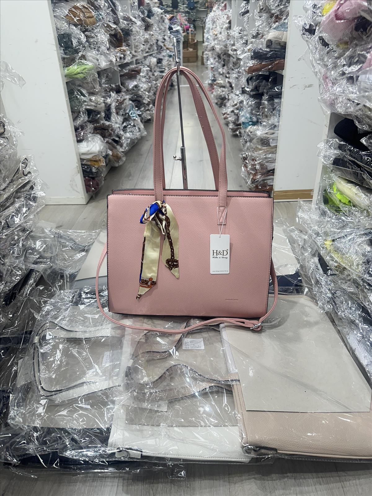 Huada Import-Export GmbH -DOB, Taschen, Schuhe, Accessoires | Artikel-Nr. H2315 | Damentaschen | Kategorie: Damen Taschen | Angebot: Damenbekleidung, Damen Accessoires, Herren Accessoires, Schuhe, Young Fashion, Leather Wear | Adresse: Huada Import-Export GmbH - Raum B014 - Anton-Kux-Strasse 2 - 41460 Neuss - Tel: 021317188938 - huada8168@hotmail.com
