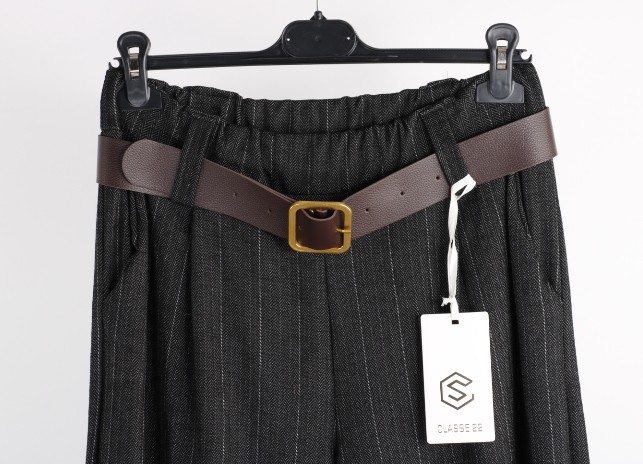 olluni fashion GmbH - DOB-HAHA-Accessoires-Schuhe-Young-Fashion-Leder-Große Größen - Hamburg | Kategorie: Hosen | Angebot: Damenbekleidung, Damen Accessoires, Große Größen, Young Fashion, Leather Wear, Sofortprogramme, Orderware | Adresse: olluni fashion GmbH - Modering 5, Haus D, 5 Etage - 22457 Hamburg - Tel: 040 55598886 - info@olluni.de