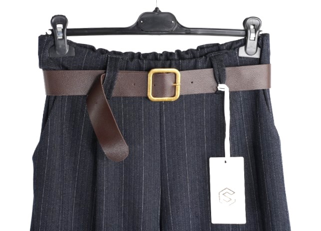 olluni fashion GmbH - DOB-HAHA-Accessoires-Schuhe-Young-Fashion-Leder-Große Größen - Hamburg | Kategorie: Hosen | Angebot: Damenbekleidung, Damen Accessoires, Große Größen, Young Fashion, Leather Wear, Sofortprogramme, Orderware | Adresse: olluni fashion GmbH - Modering 5, Haus D, 5 Etage - 22457 Hamburg - Tel: 040 55598886 - info@olluni.de