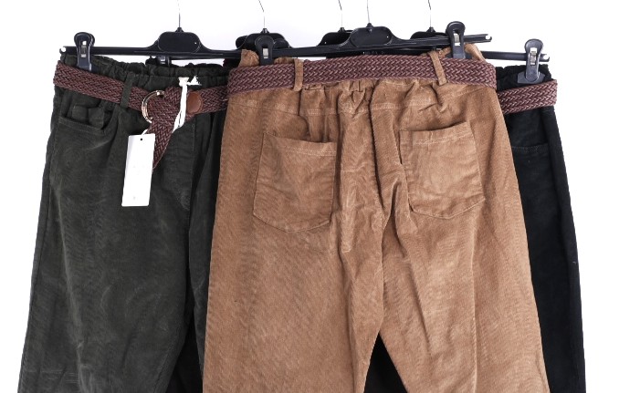 olluni fashion GmbH - DOB-HAHA-Accessoires-Schuhe-Young-Fashion-Leder-Große Größen - Hamburg | Kategorie: Hosen | Angebot: Damenbekleidung, Damen Accessoires, Große Größen, Young Fashion, Leather Wear, Sofortprogramme, Orderware | Adresse: olluni fashion GmbH - Modering 5, Haus D, 5 Etage - 22457 Hamburg - Tel: 040 55598886 - info@olluni.de