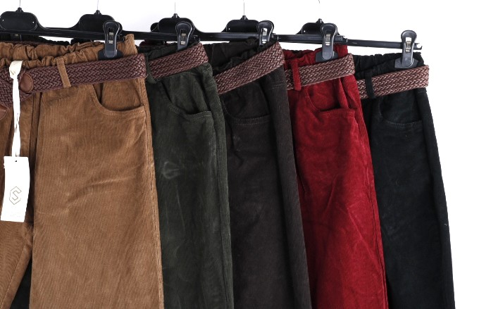 olluni fashion GmbH - DOB-HAHA-Accessoires-Schuhe-Young-Fashion-Leder-Große Größen - Hamburg | Kategorie: Hosen | Angebot: Damenbekleidung, Damen Accessoires, Große Größen, Young Fashion, Leather Wear, Sofortprogramme, Orderware | Adresse: olluni fashion GmbH - Modering 5, Haus D, 5 Etage - 22457 Hamburg - Tel: 040 55598886 - info@olluni.de