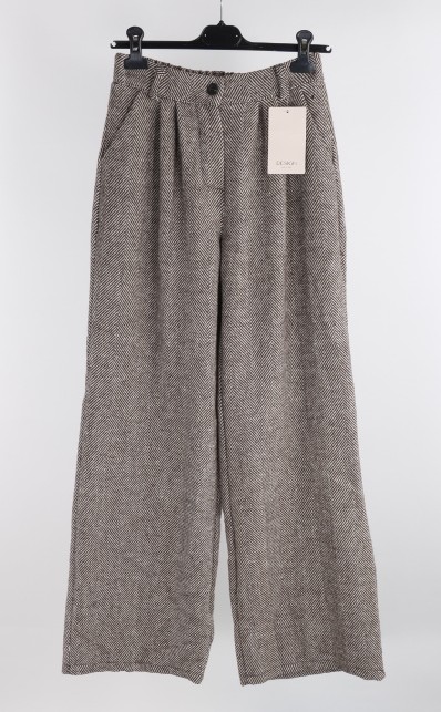 olluni fashion GmbH - DOB-HAHA-Accessoires-Schuhe-Young-Fashion-Leder-Große Größen - Hamburg | Artikel-Nr. 3659-2 | Lange Herbst Hose - Vintage | Kategorie: Hosen | Angebot: Damenbekleidung, Damen Accessoires, Große Größen, Young Fashion, Leather Wear, Sofortprogramme, Orderware | Adresse: olluni fashion GmbH - Modering 5, Haus D, 5 Etage - 22457 Hamburg - Tel: 040 55598886 - info@olluni.de