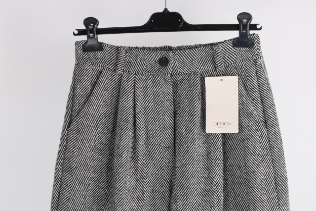 olluni fashion GmbH - DOB-HAHA-Accessoires-Schuhe-Young-Fashion-Leder-Große Größen - Hamburg | Kategorie: Hosen | Angebot: Damenbekleidung, Damen Accessoires, Große Größen, Young Fashion, Leather Wear, Sofortprogramme, Orderware | Adresse: olluni fashion GmbH - Modering 5, Haus D, 5 Etage - 22457 Hamburg - Tel: 040 55598886 - info@olluni.de