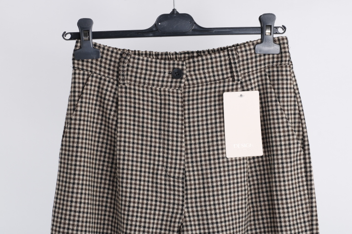 olluni fashion GmbH - DOB-HAHA-Accessoires-Schuhe-Young-Fashion-Leder-Große Größen - Hamburg | Kategorie: Hosen | Angebot: Damenbekleidung, Damen Accessoires, Große Größen, Young Fashion, Leather Wear, Sofortprogramme, Orderware | Adresse: olluni fashion GmbH - Modering 5, Haus D, 5 Etage - 22457 Hamburg - Tel: 040 55598886 - info@olluni.de