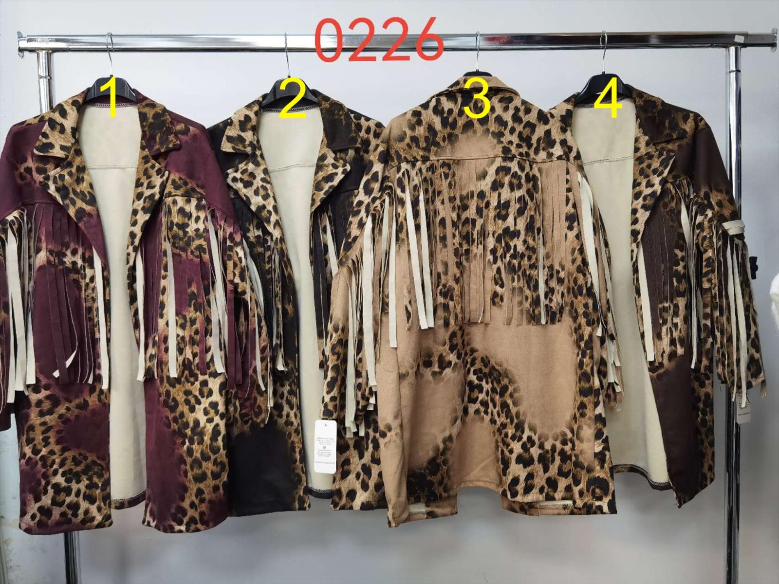 Jin Tu Im-Export GmbH - DOB | Artikel-Nr. 0226 | Jacke | Kategorie: Jacken | Angebot: Damenbekleidung, Damen Accessoires, Große Größen, Kinder & Teens, Young Fashion, Landhausmode, Leather Wear, Sofortprogramme, Orderware | Adresse: Jin Tu GmbH - Im Gefierth 6 B12 - 63303 Dreieich - Tel: 061039951115 - jintu889@gmail.com